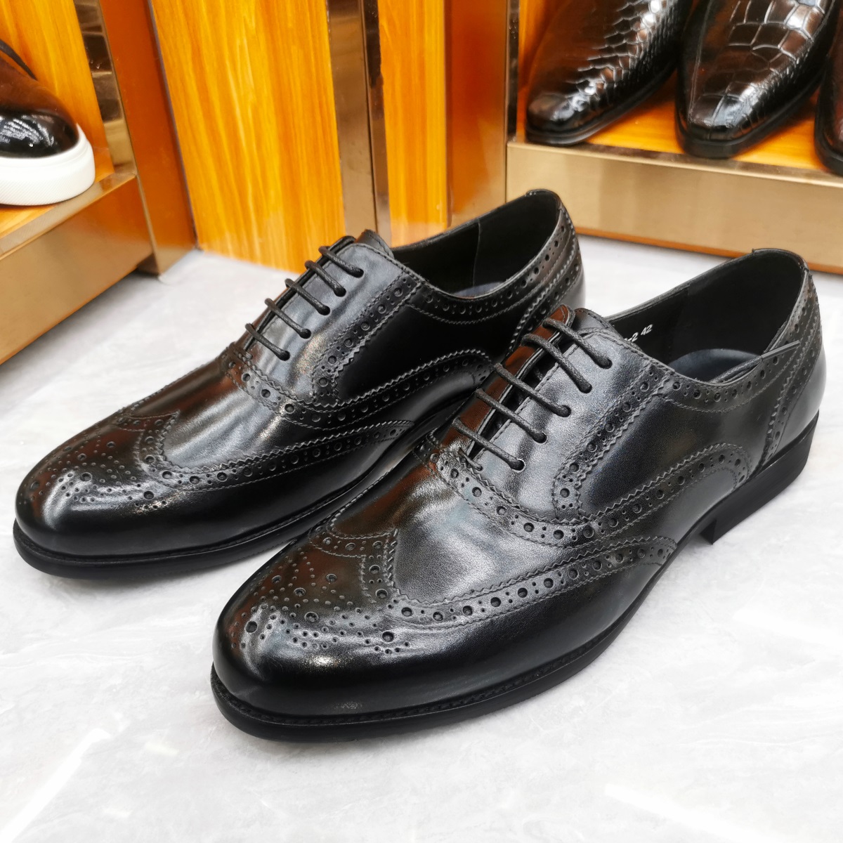 Sepatu Formal Pria Mewah Kulit - Oxford Brogue Leather ulasan dan harga