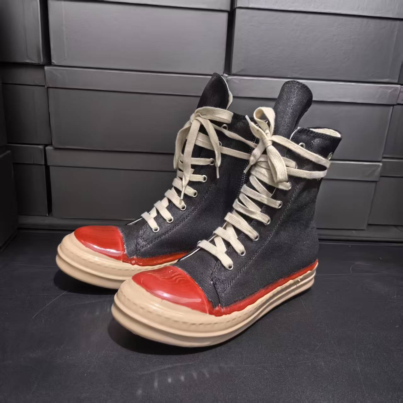 Sepatu Boots Desain Khusus Wan - Canvas Sneaker High ulasan dan harga
