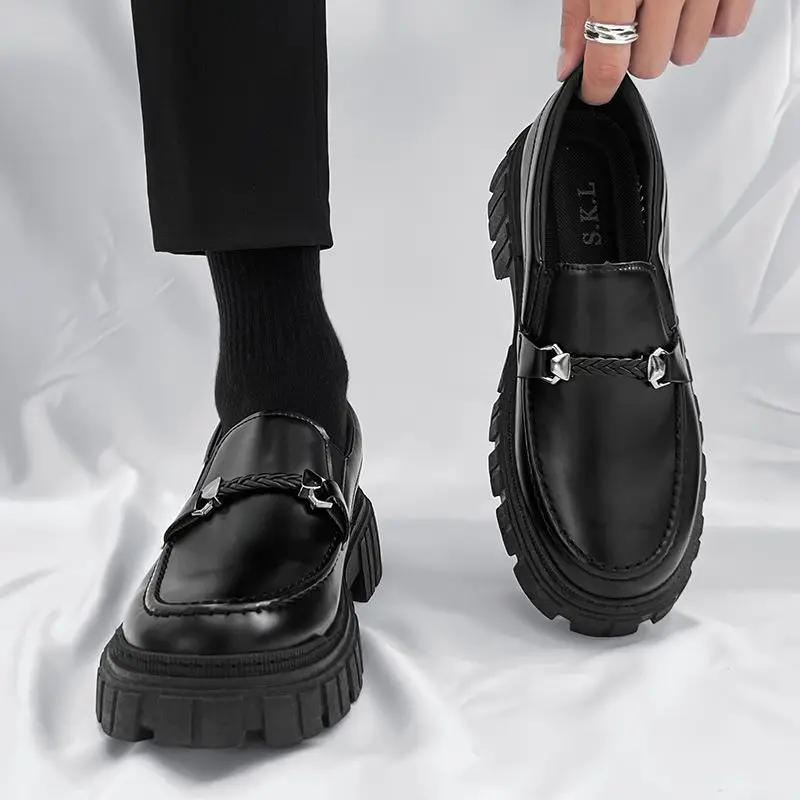 Sepatu Loafer Kulit Pria Platf - Men Shoes Prada ulasan dan harga